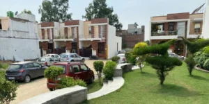 Residential villas with landscaped garden and parking area in Lucknow